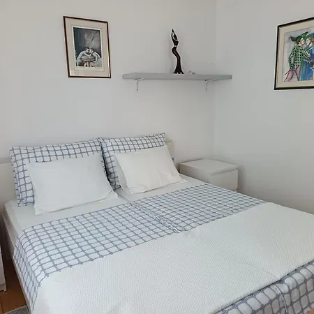 Marija 公寓 Ražanj