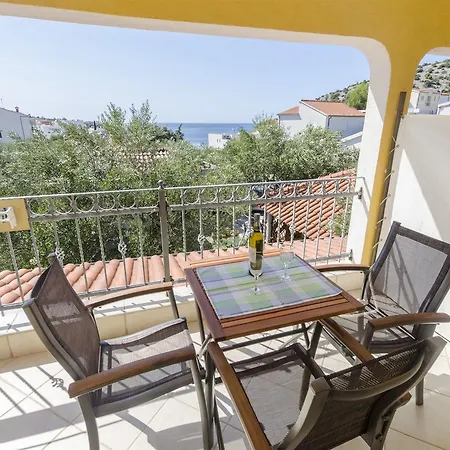 Apartament Marija *